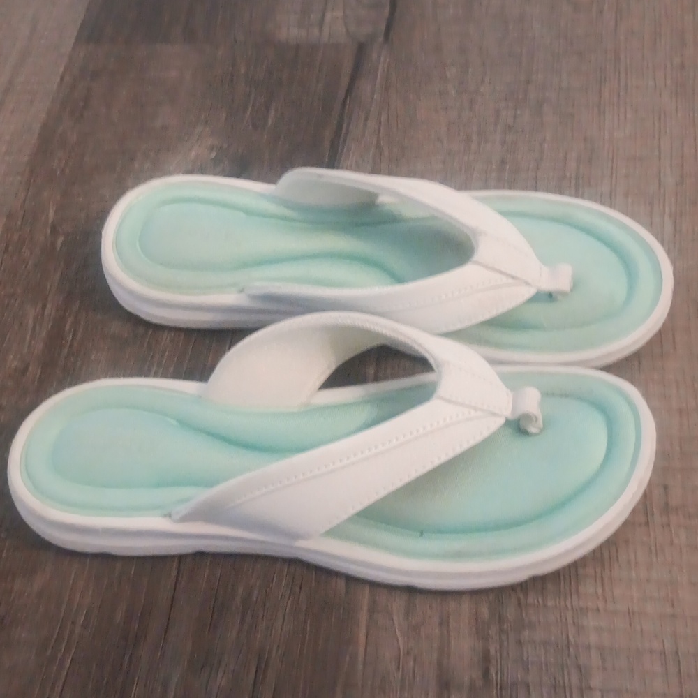 Gel sandals